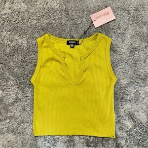 NWT Missguided Notch Neck Sleeveless Crop Top